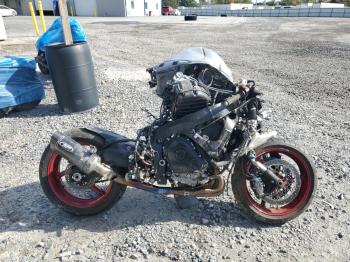  Salvage Suzuki Gsxr600