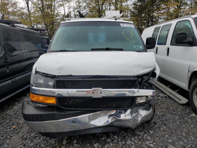 Chevrolet Express Image 6