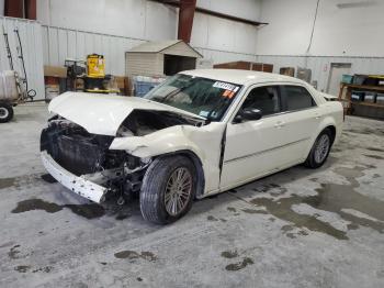  Salvage Chrysler 300
