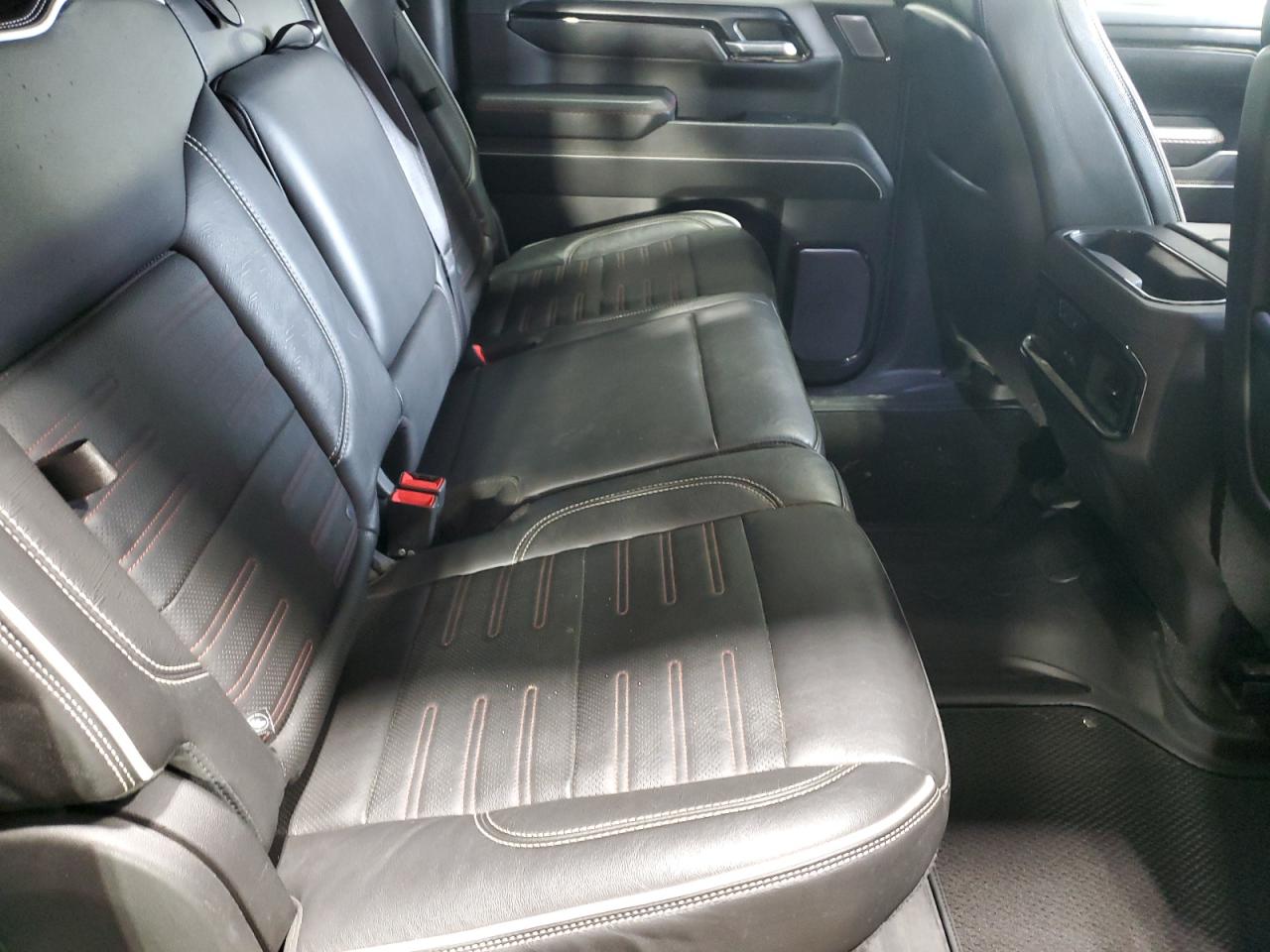 GMC Sierra K1500 At4x Image 9