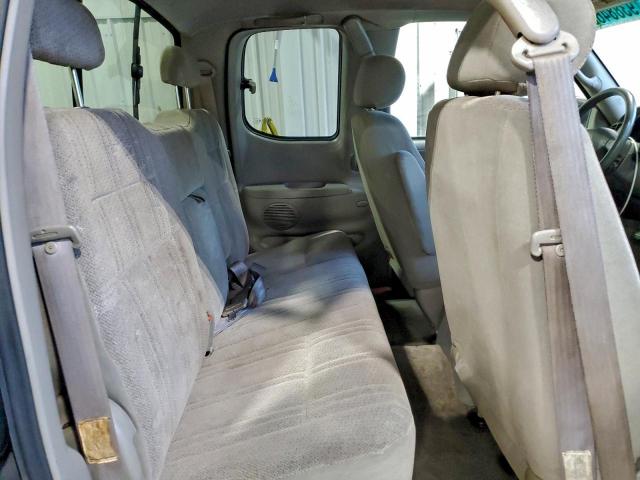 Toyota Tundra Access Cab Image 11