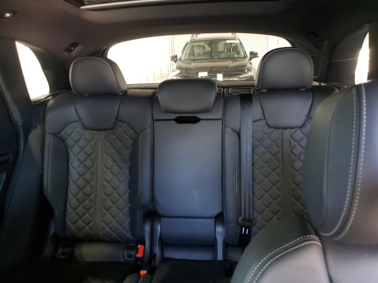 Audi Sq Premium Plus Image 12