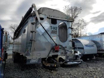  Salvage East Trlr