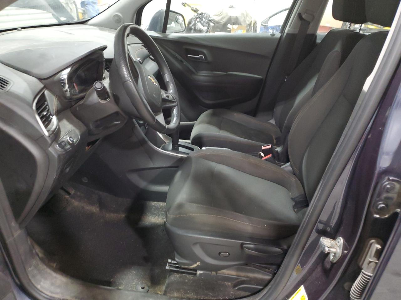 Chevrolet Trax Ls Image 6