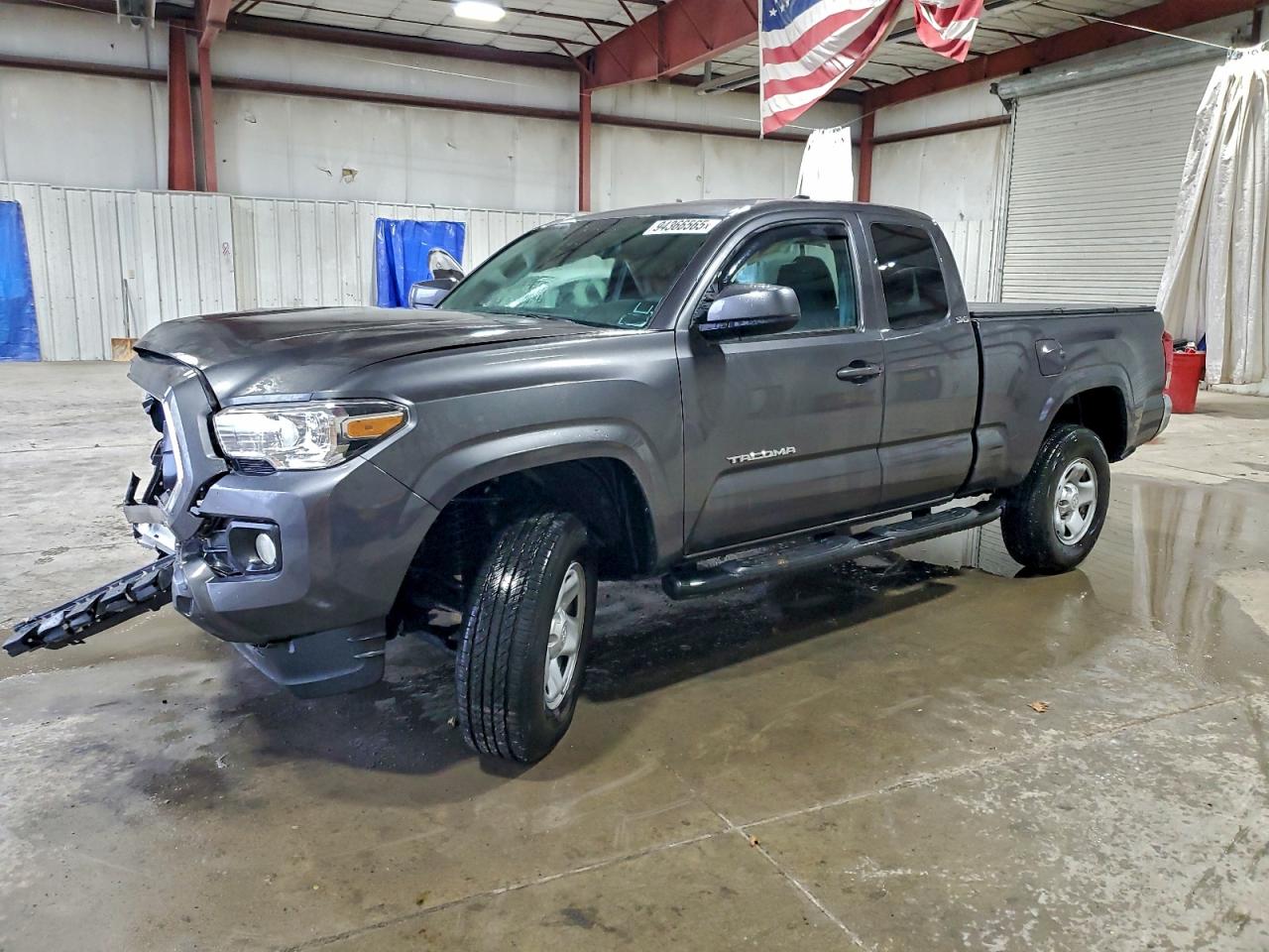 Toyota Tacoma Access Cab Image 1