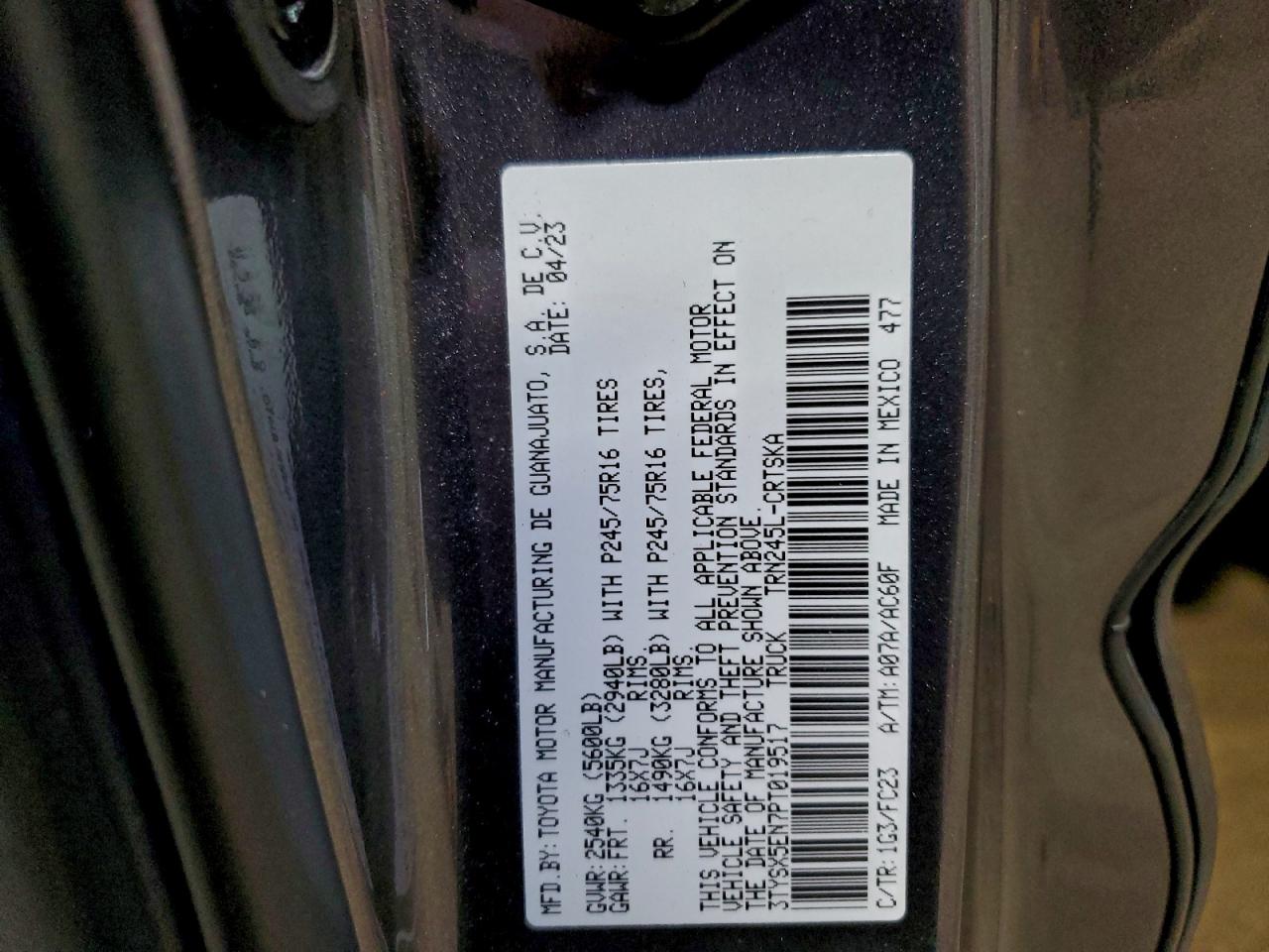 Toyota Tacoma Access Cab Image 8