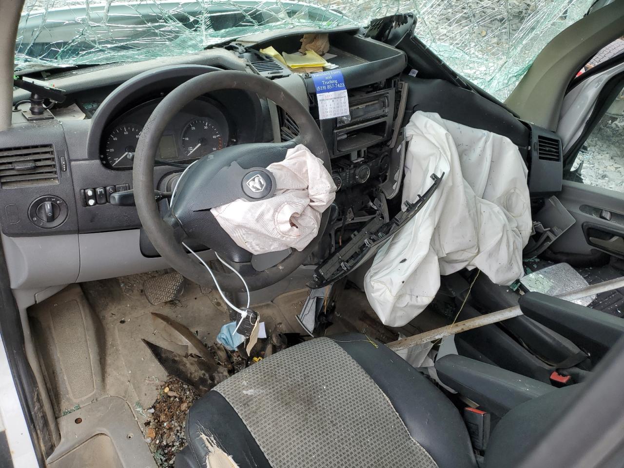 Dodge Sprinter 3500 Image 2