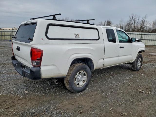 Toyota Tacoma Access Cab Image 4