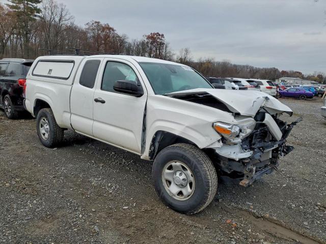 Toyota Tacoma Access Cab Image 5