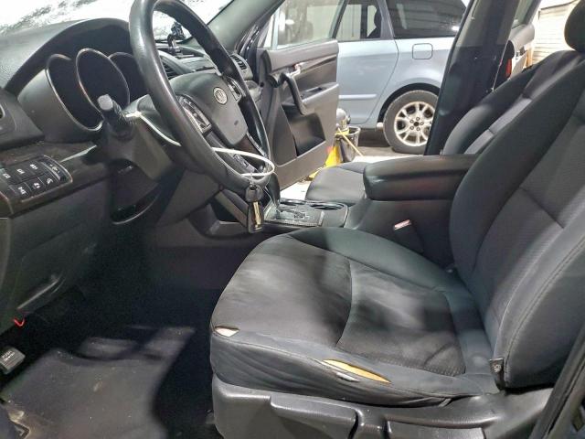 Kia Sorento Base Image 9