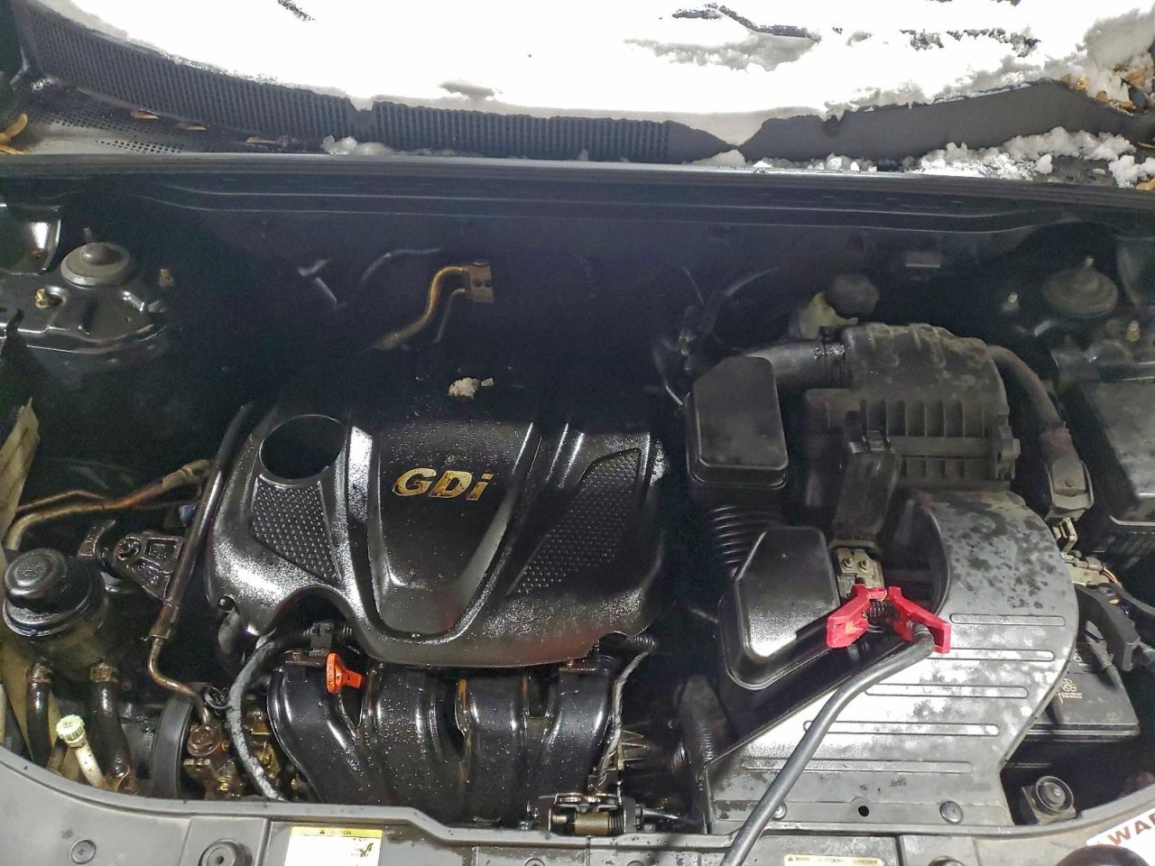 Kia Sorento Base Image 13