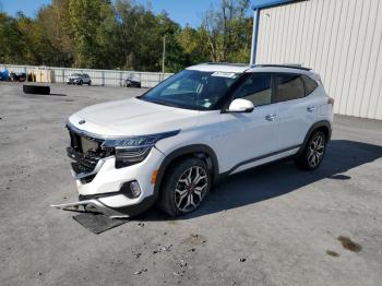  Salvage Kia Seltos