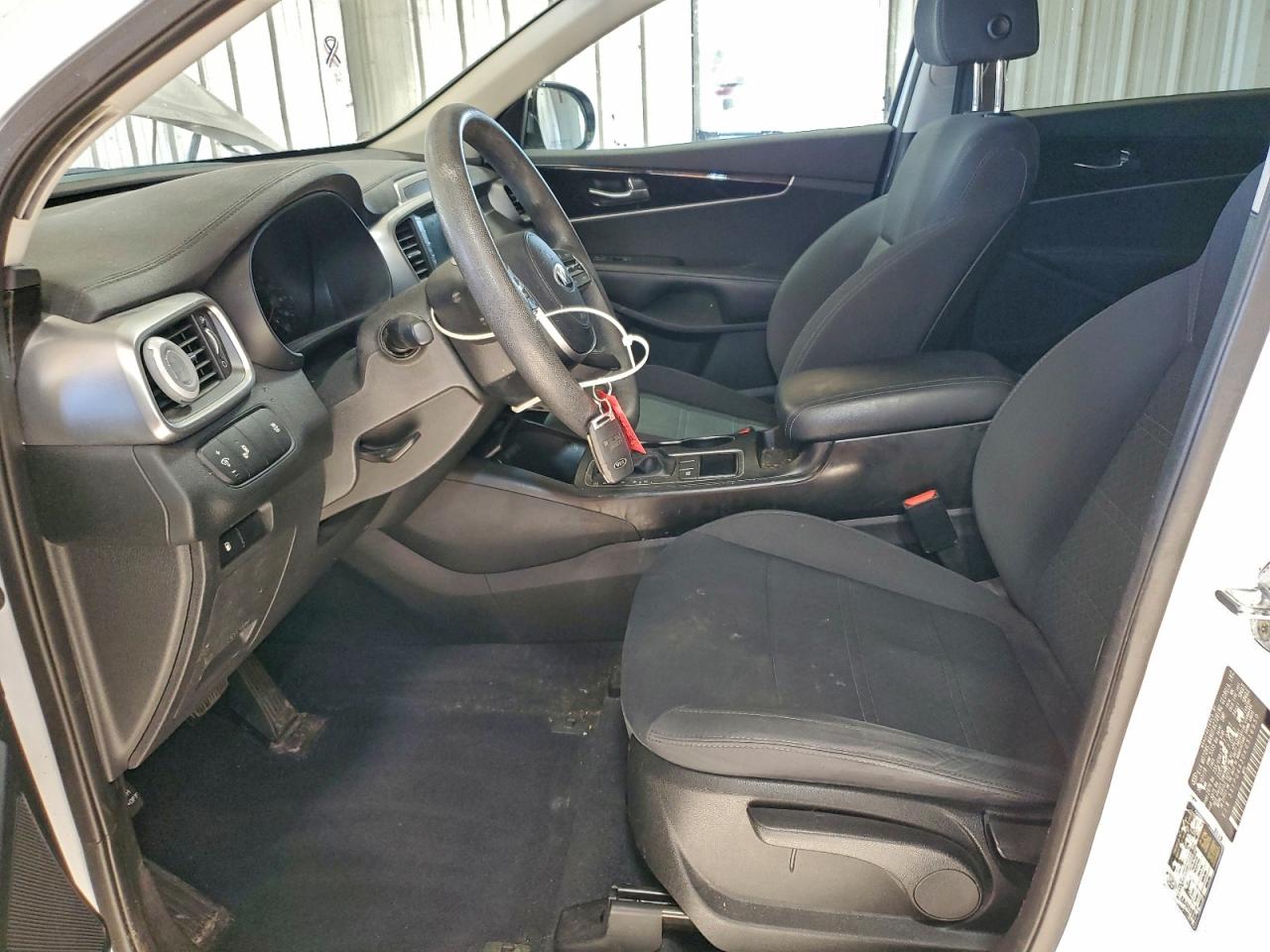 Kia Sorento L Image 11