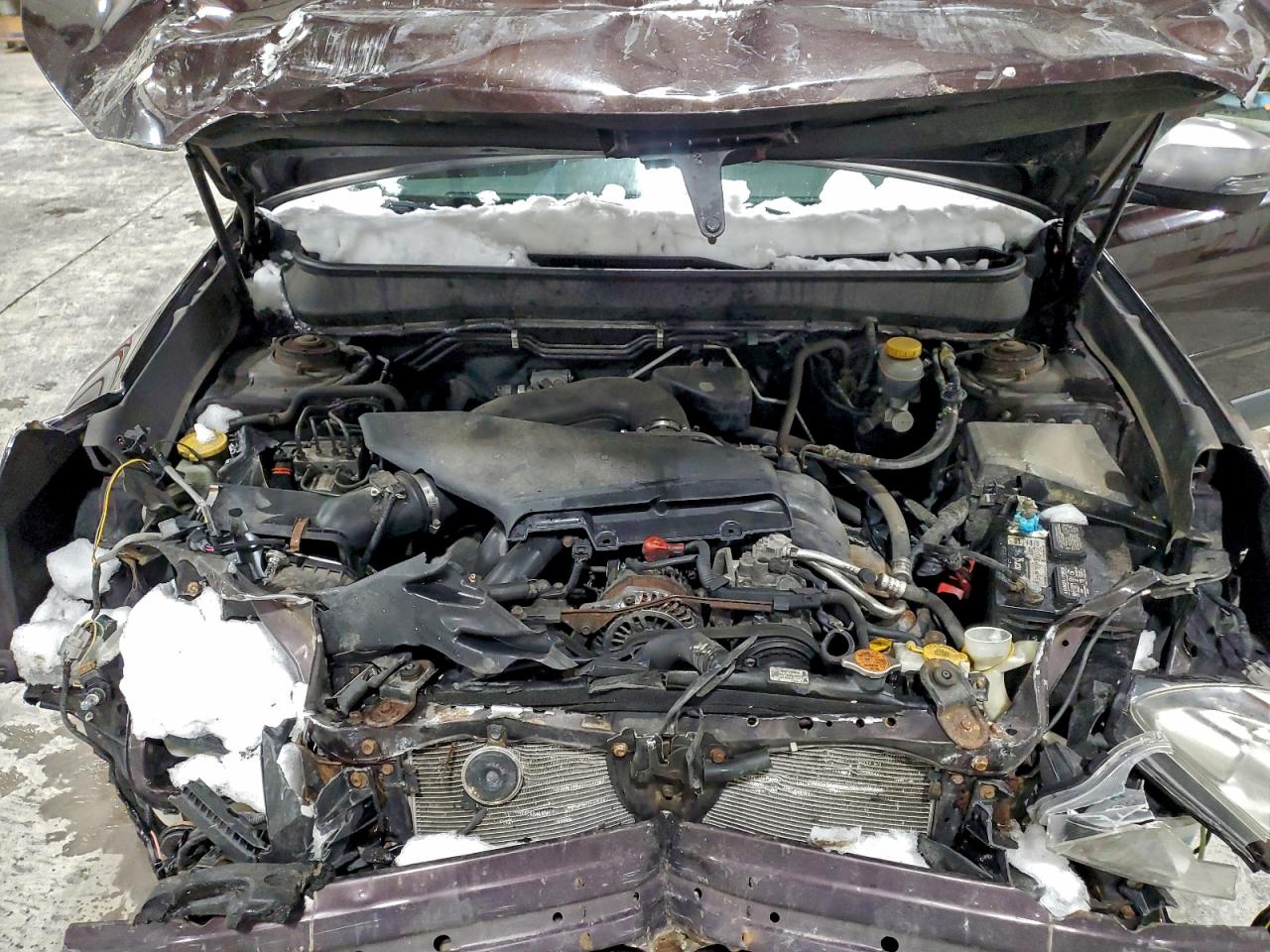 Subaru Outback 3.6r Limited Image 3