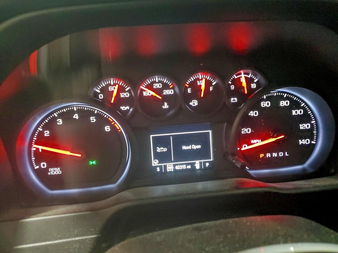 Chevrolet Silverado K1500 Custom Image 12