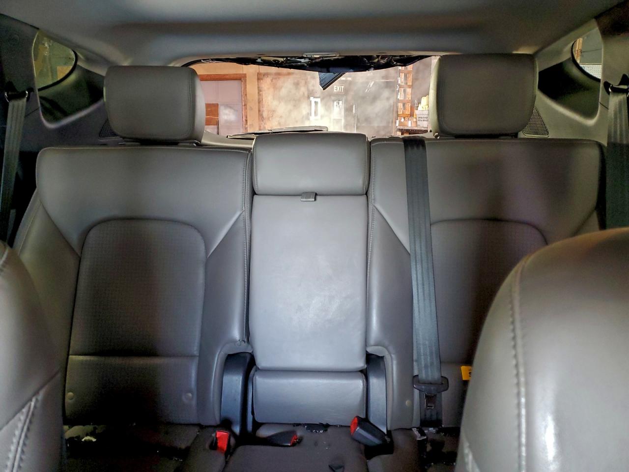 Hyundai SANTA FE Image 7