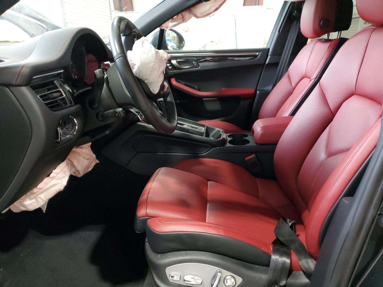 Porsche Macan Base Base Image 6