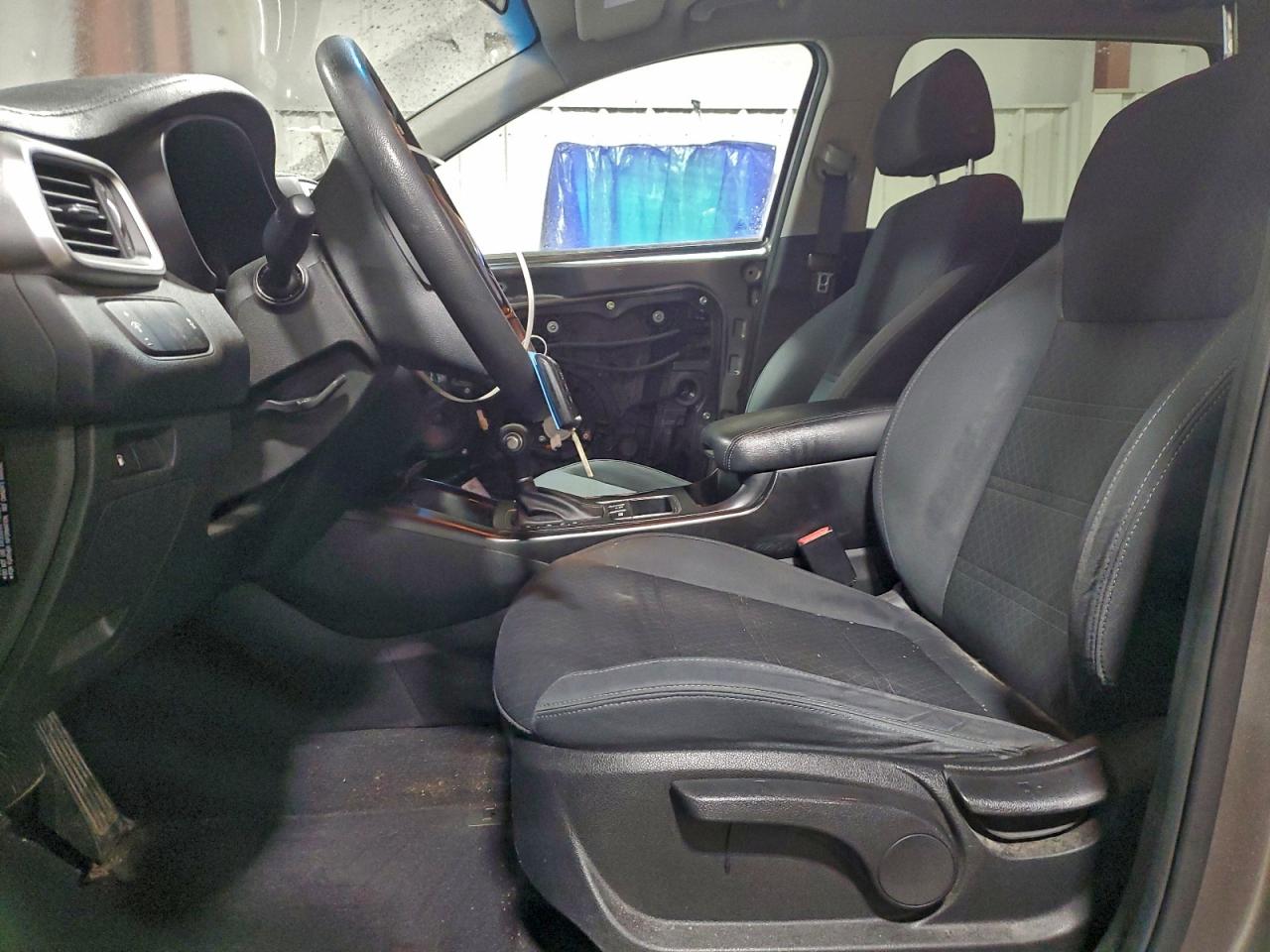 Kia Sorento Lx Image 2