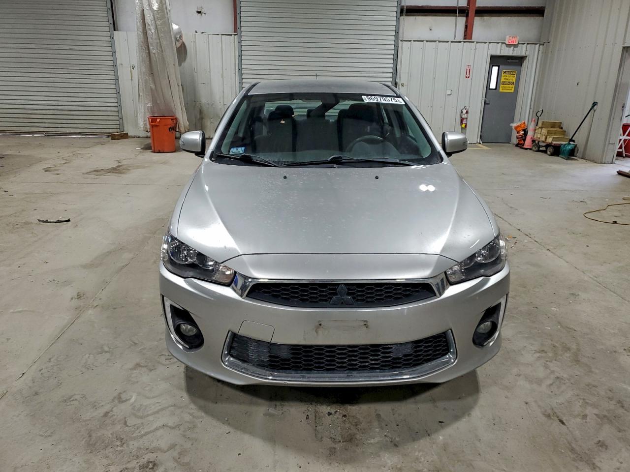 Mitsubishi Lancer Es Image 3