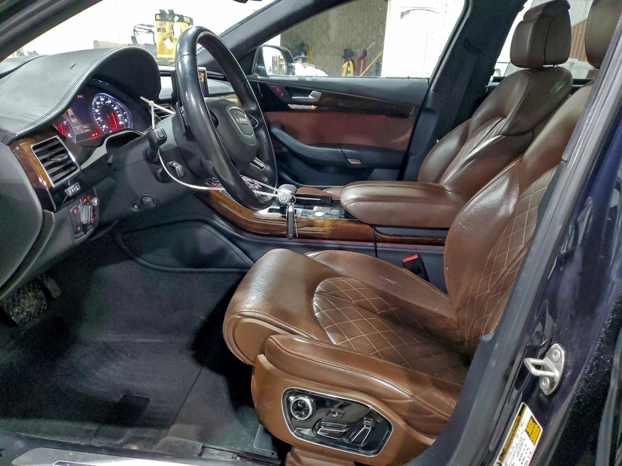 Audi A8 L Quattro Image 2