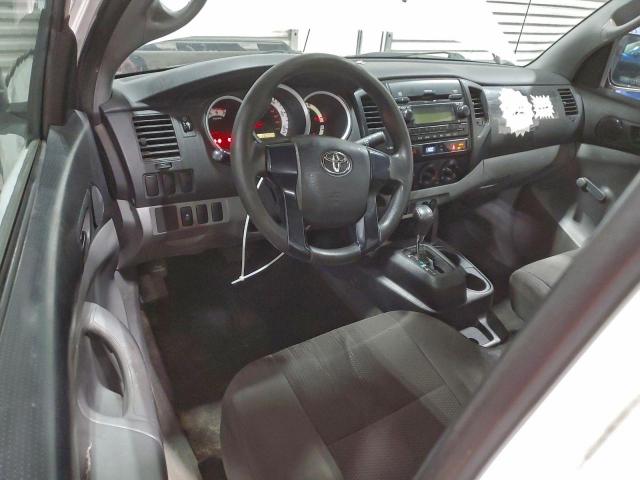 Toyota Tacoma Image 8