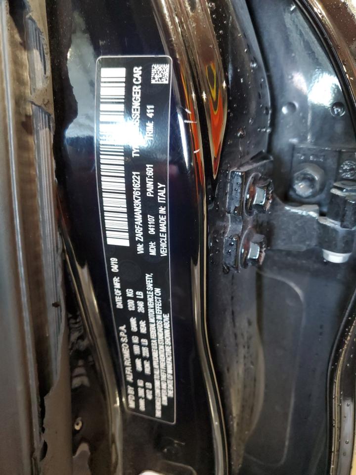 Alfa Romeo Giulia Image 8