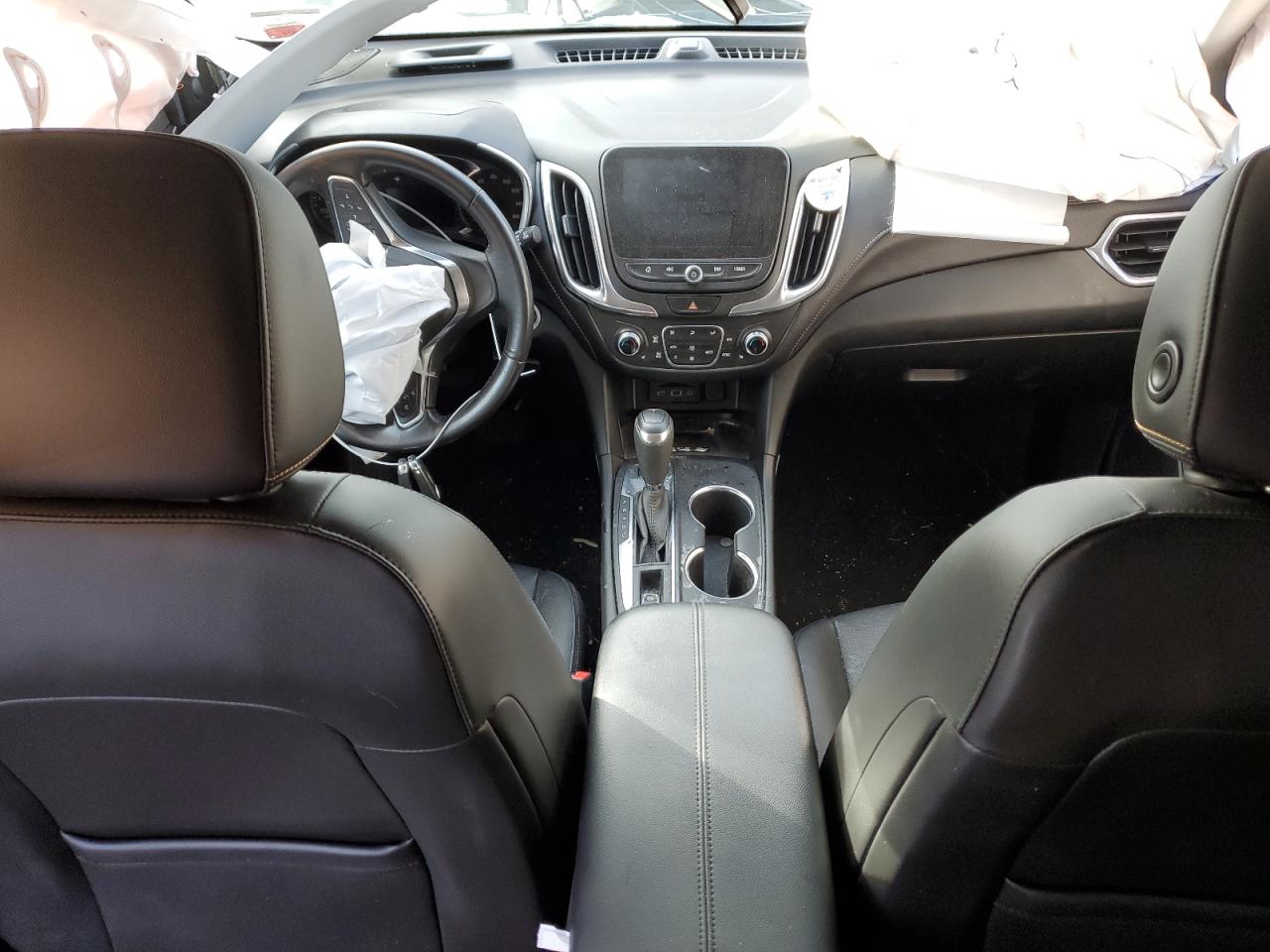 Chevrolet Equinox Premier Image 11