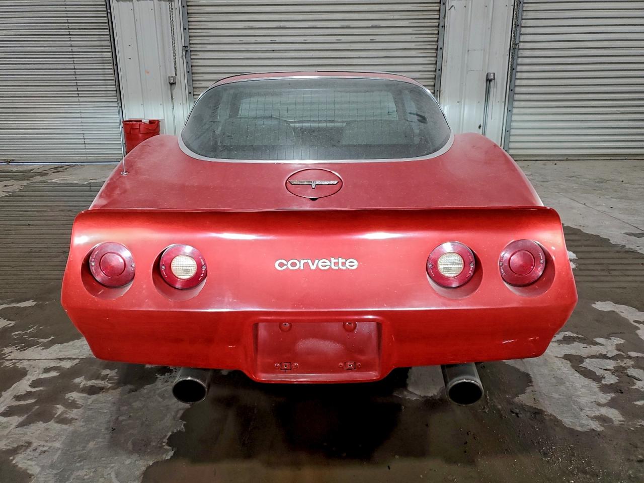 Chevrolet Corvette Image 11