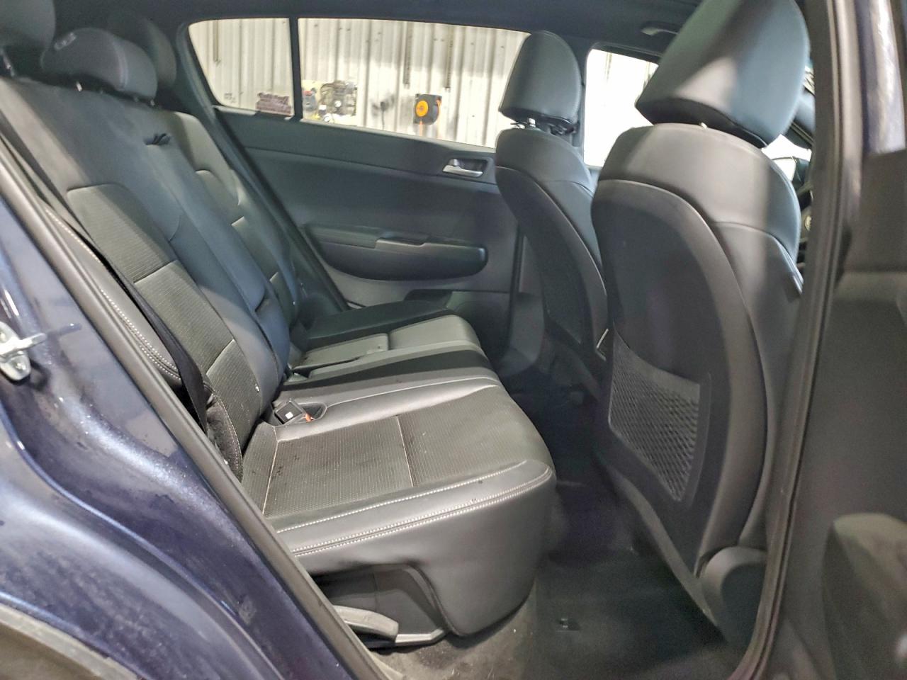 Kia Sportage S Image 8