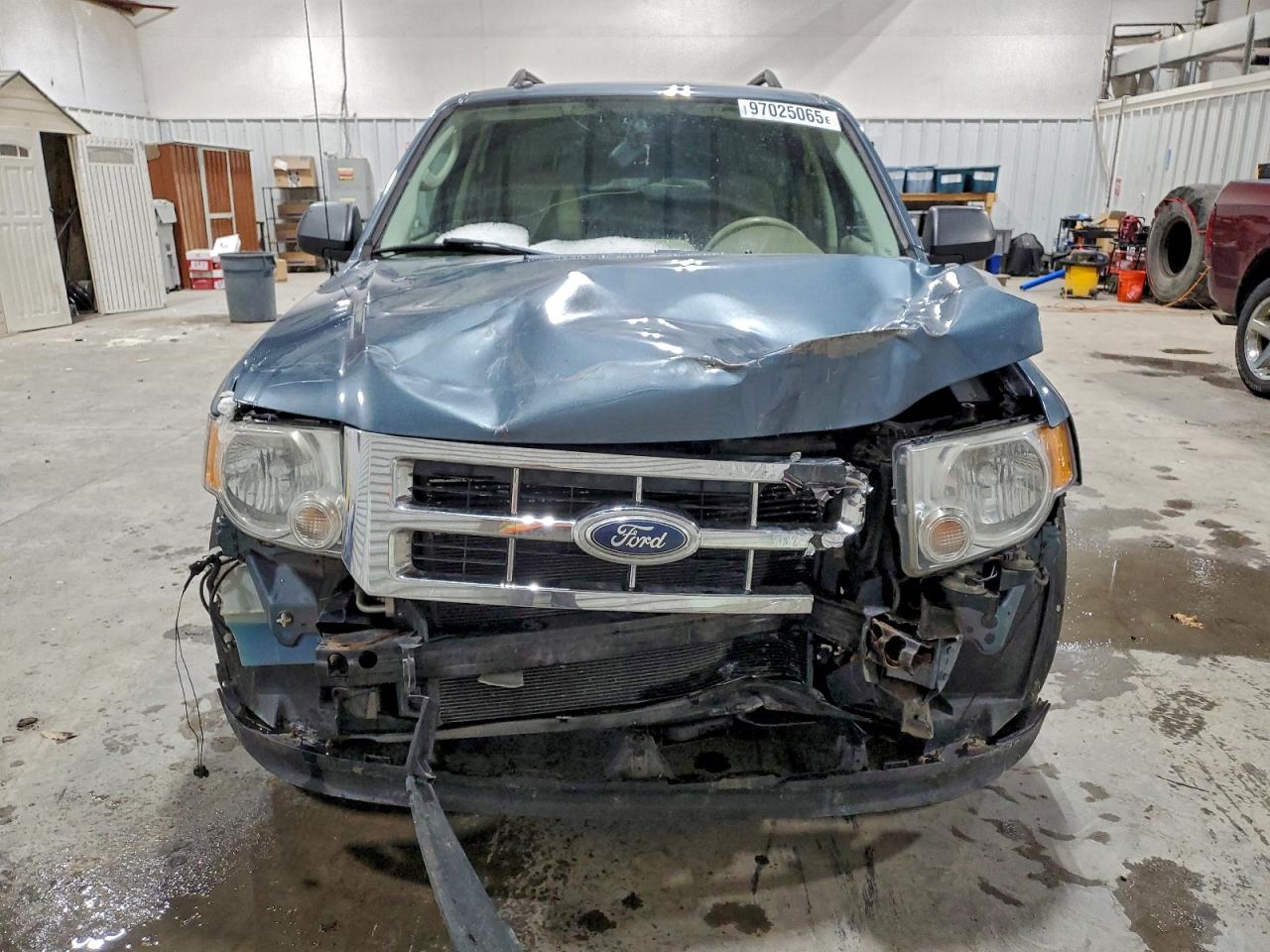 Ford Escape Xlt Image 4