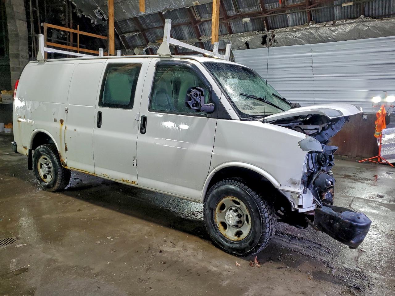 Chevrolet Express Image 7