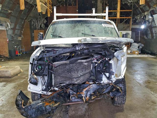 Chevrolet Express Image 10