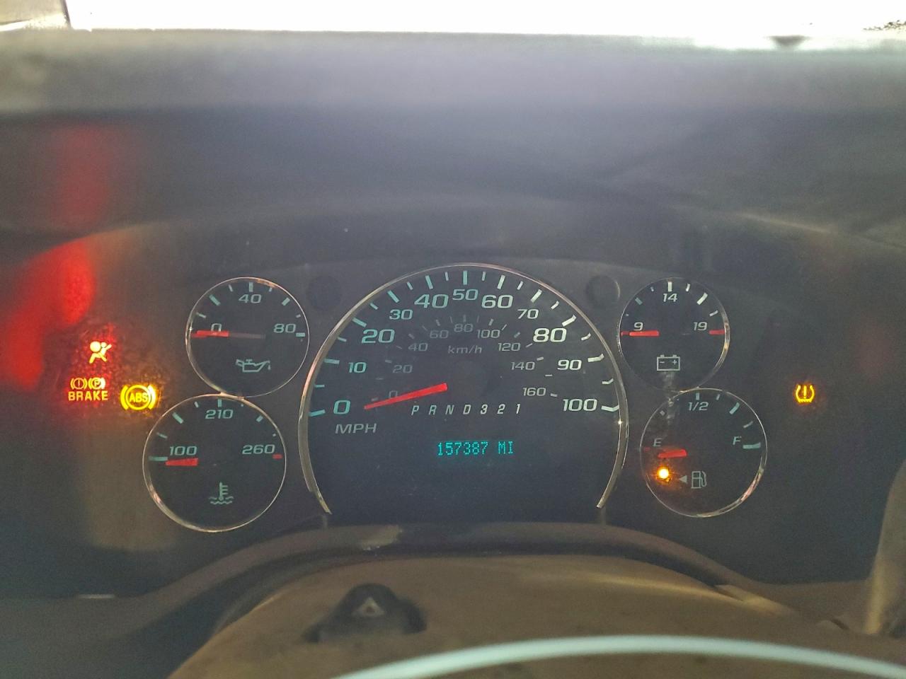 Chevrolet Express Image 9