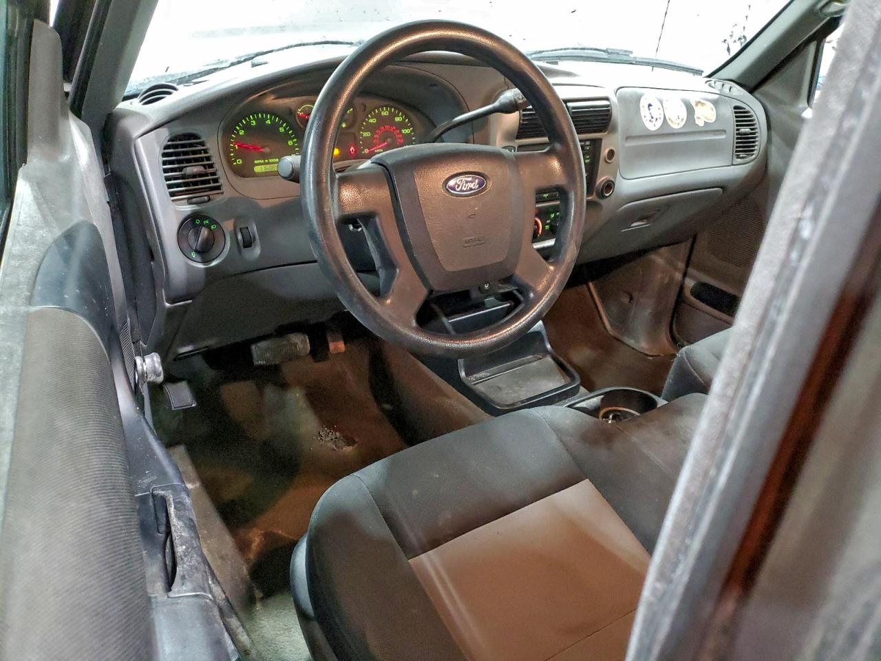 Ford Ranger Super Cab Image 6