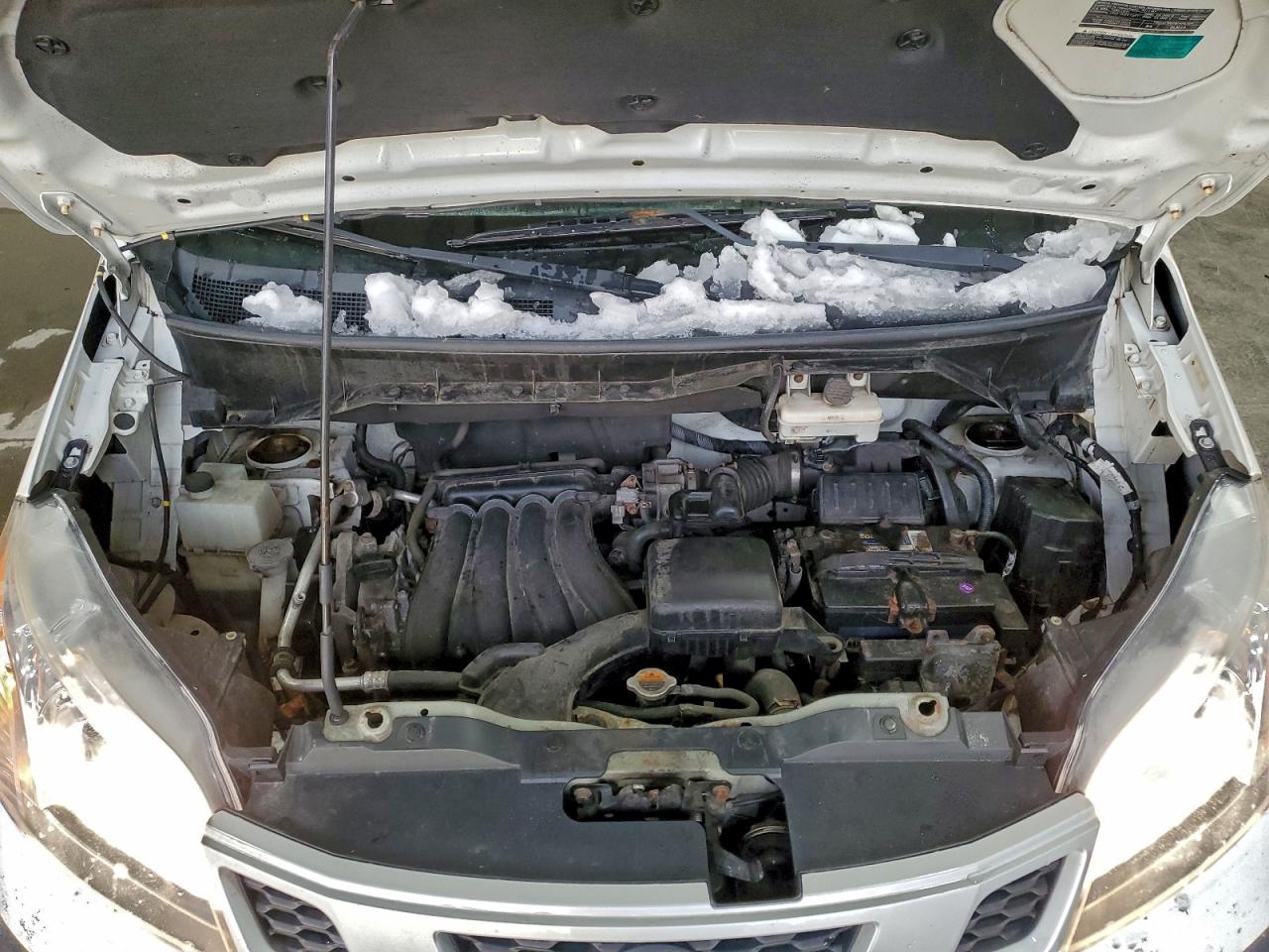 Nissan Nv 2.5s Image 6