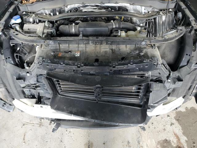 Ford Explorer Platinum Image 12