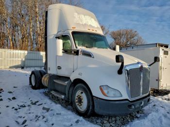  Salvage Kenworth Constructi