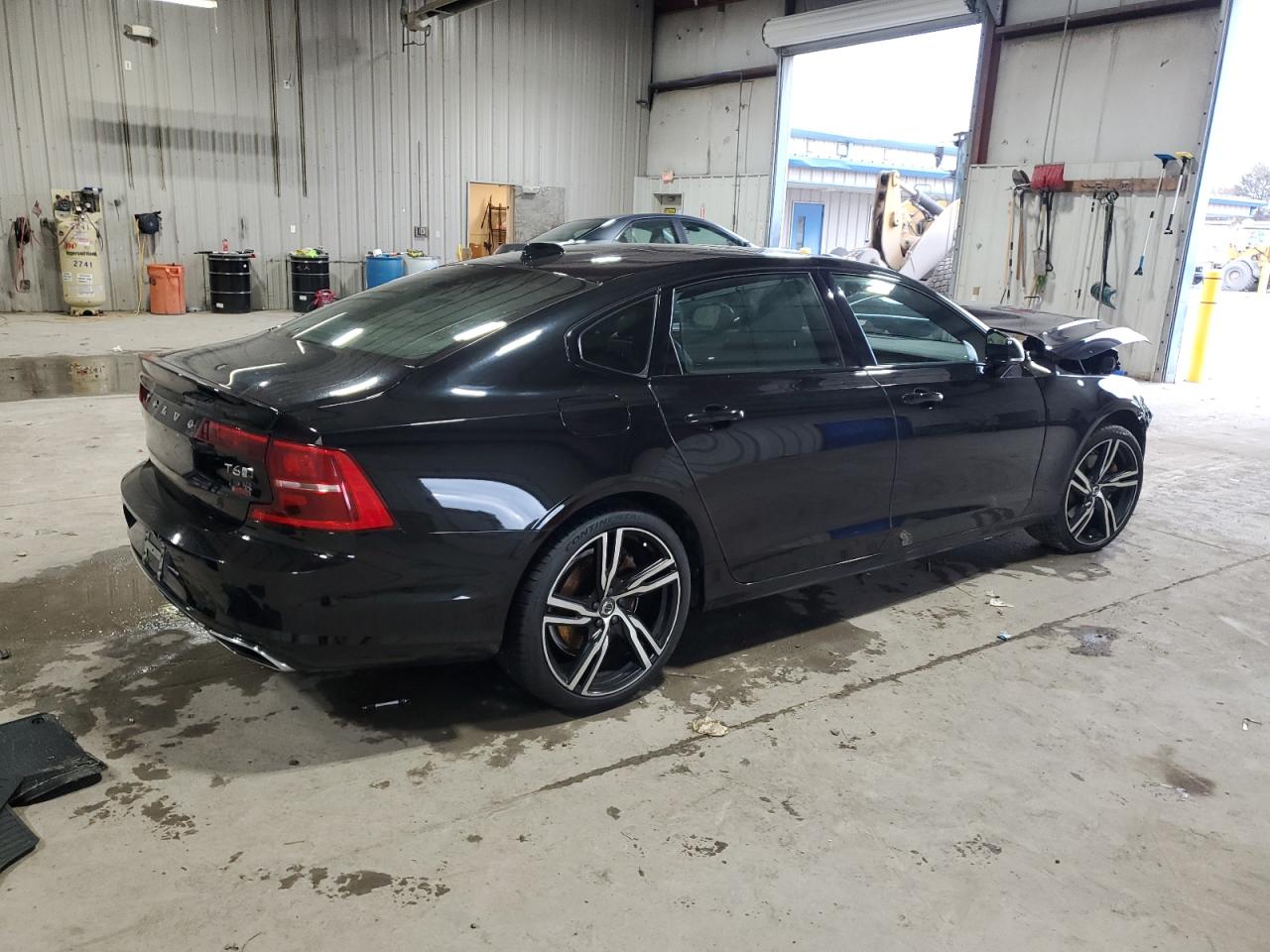 Volvo S90 T6 Ocean Race Image 4