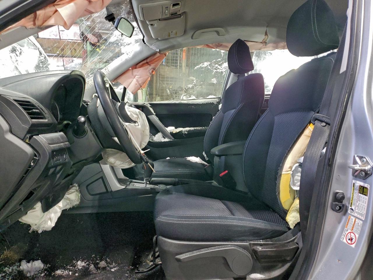 Subaru Forester 2.5i Image 11