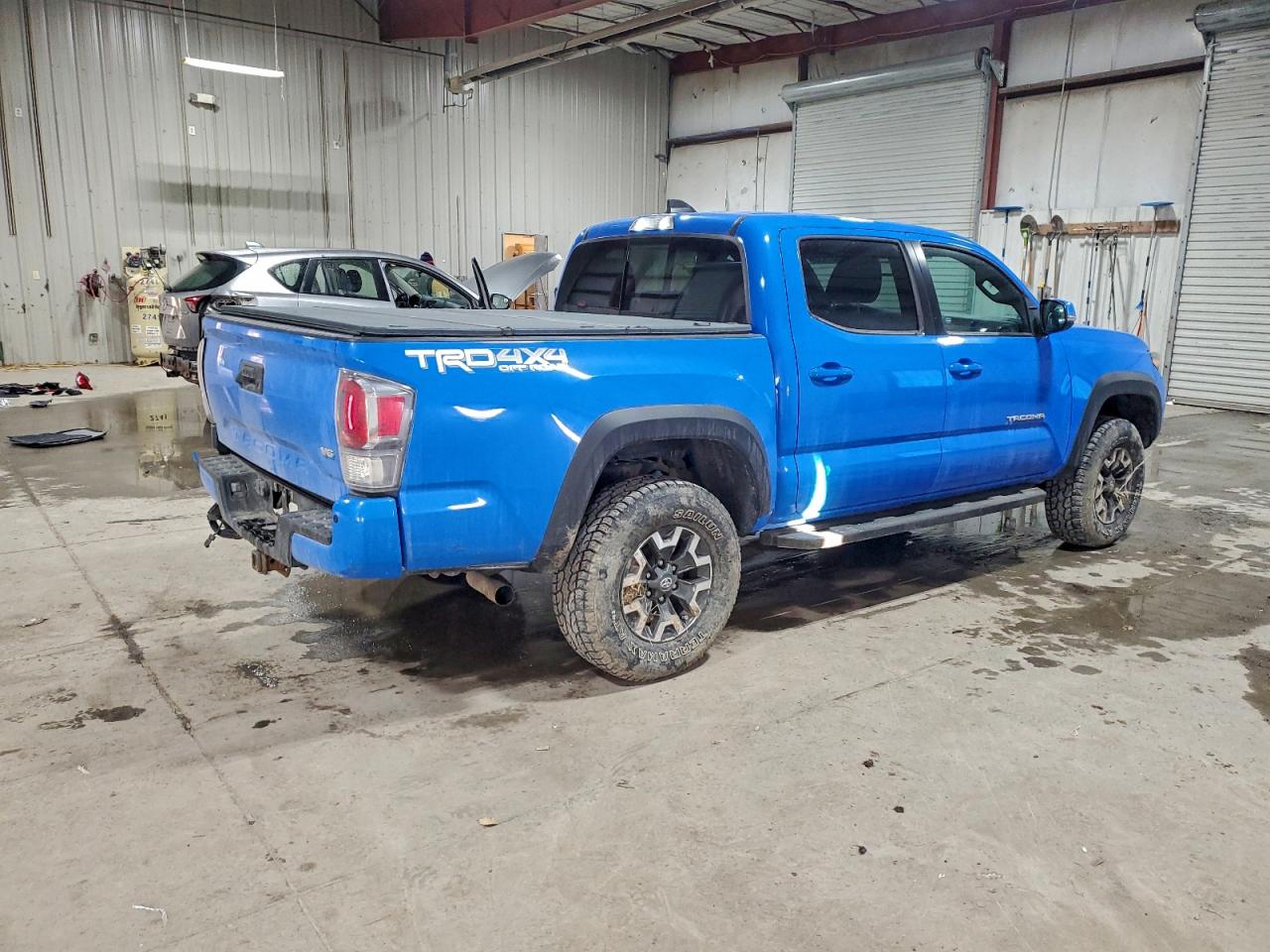 Toyota Tacoma Double Cab Image 4