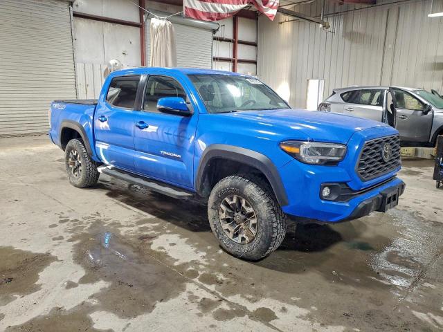 Toyota Tacoma Double Cab Image 11