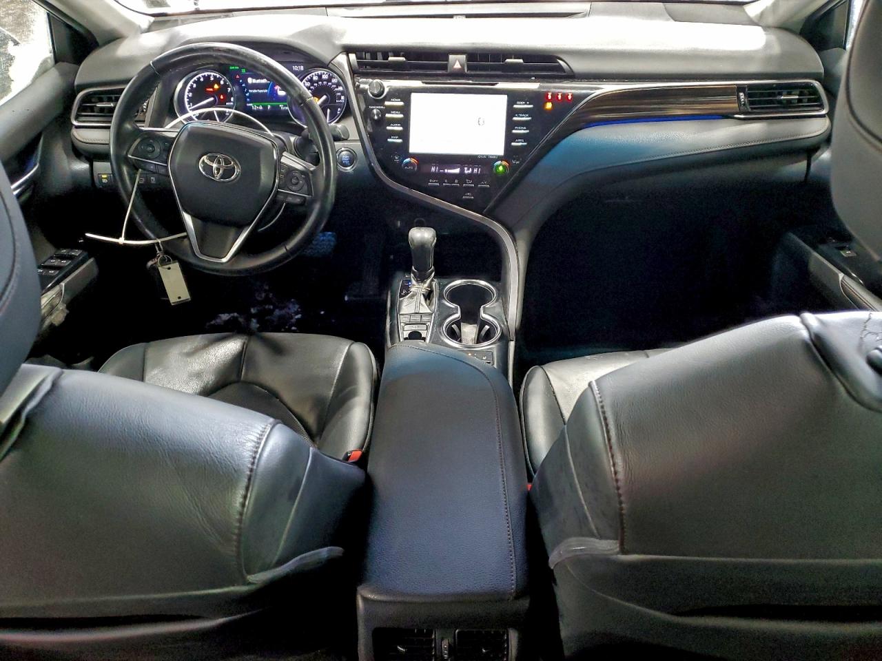 Toyota Camry Xle Image 5