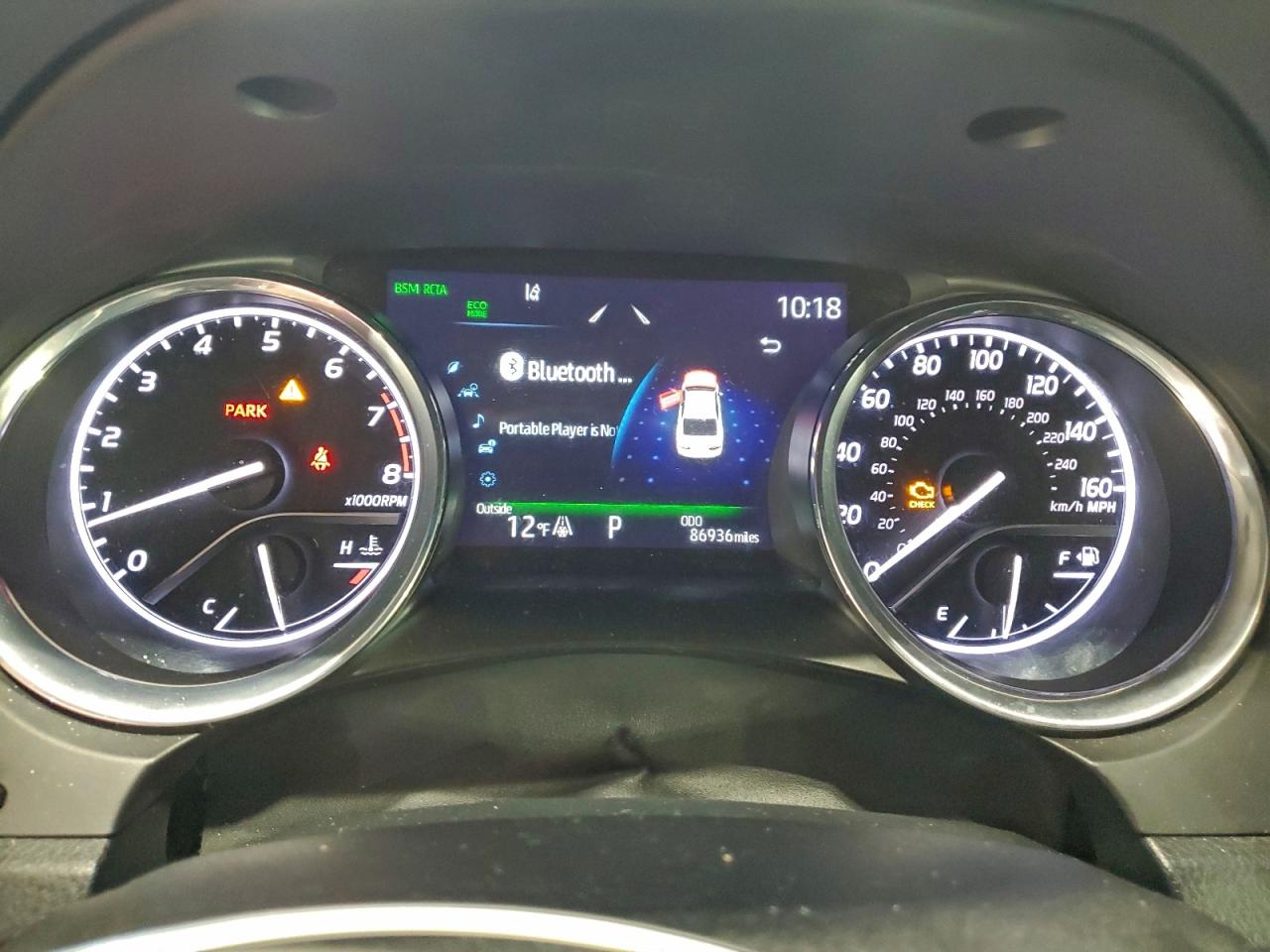 Toyota Camry Xle Image 10