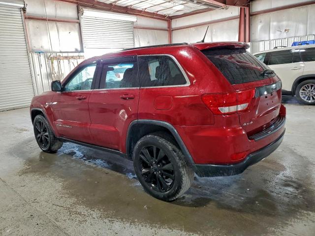 Jeep Grand Cherokee Laredo Image 2