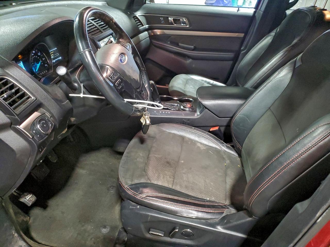 Ford Explorer Xlt Image 6