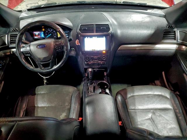 Ford Explorer Xlt Image 9