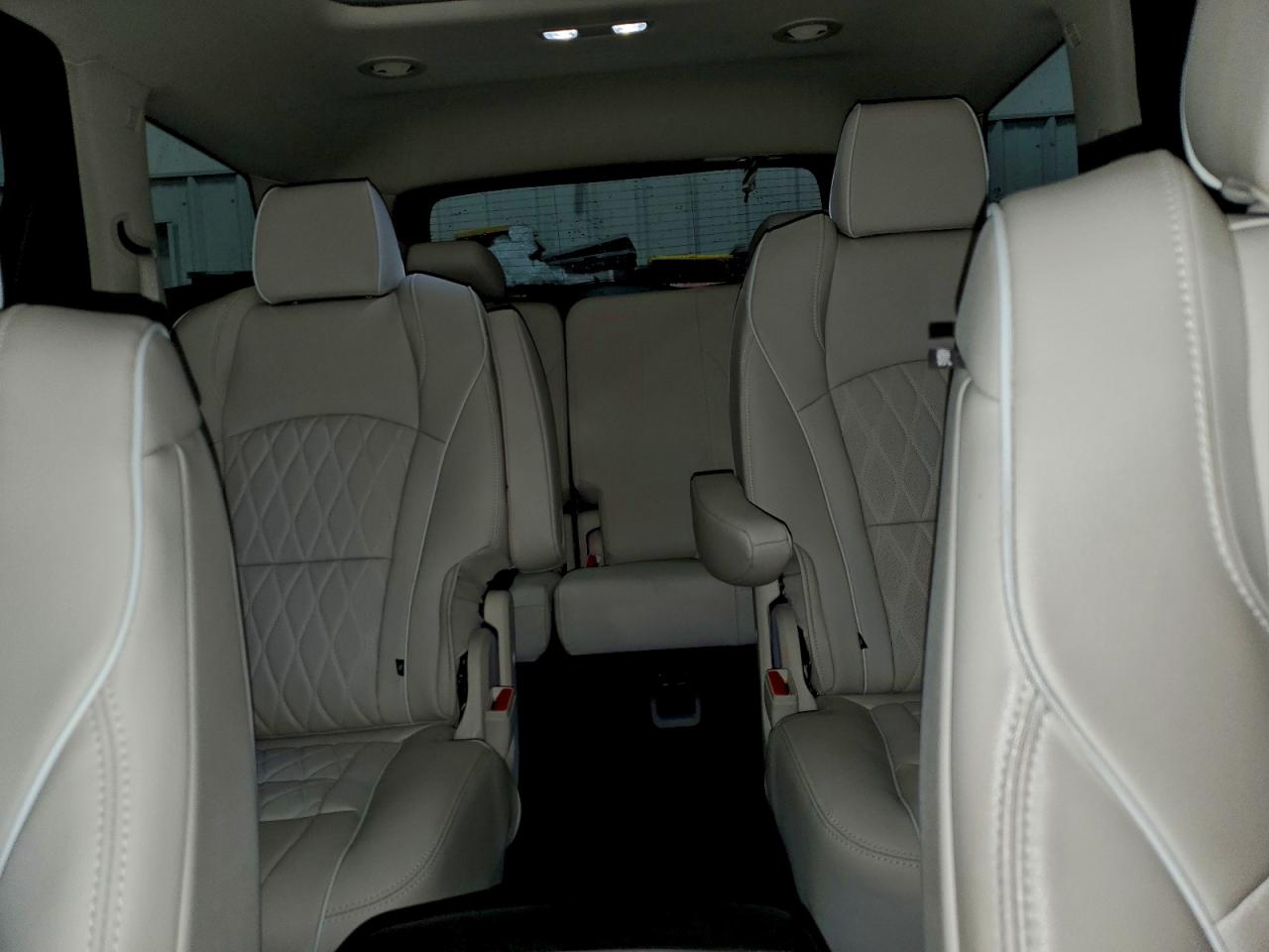 Buick Enclave Avenir Image 10