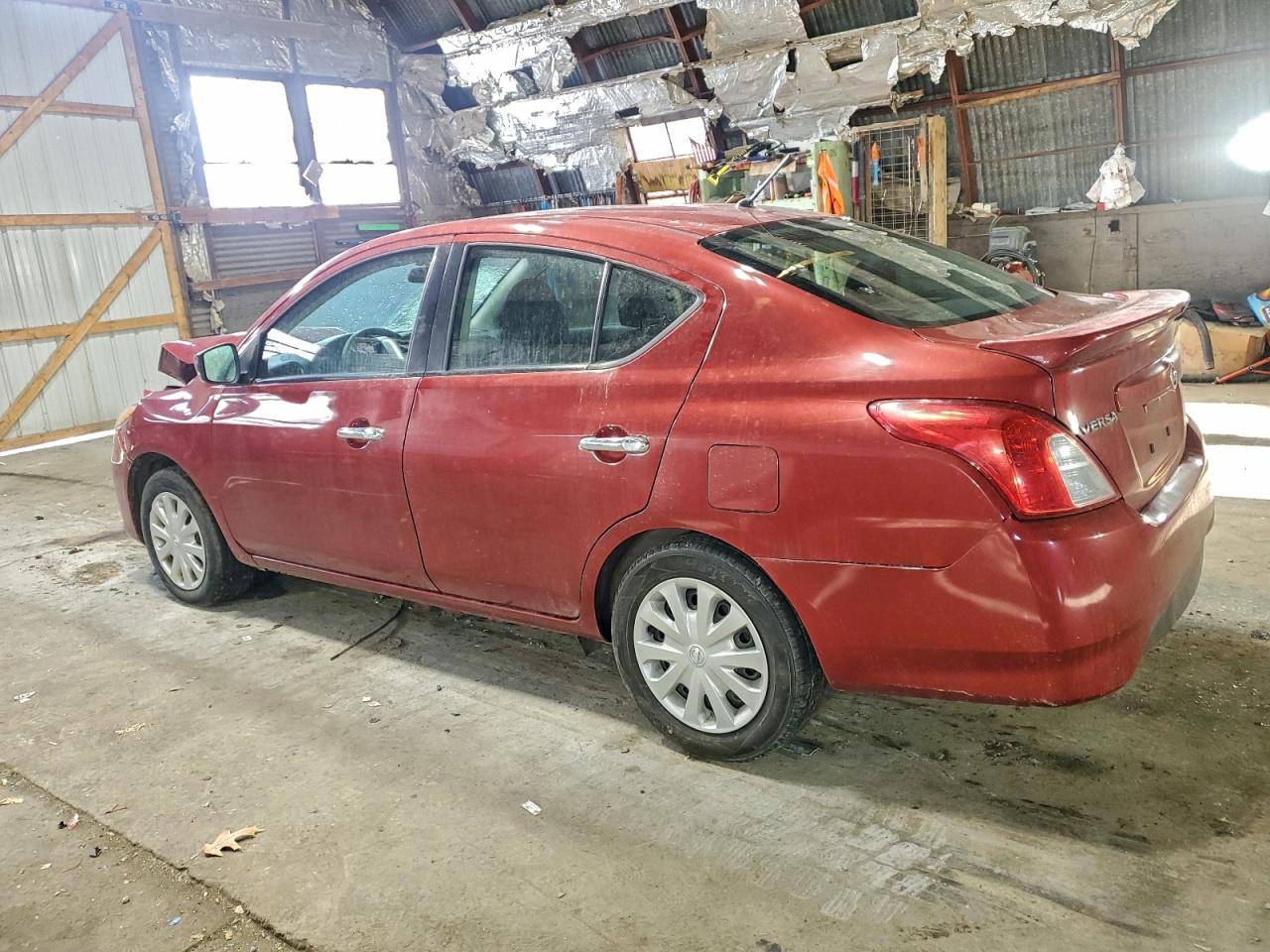 Nissan Versa S Image 2