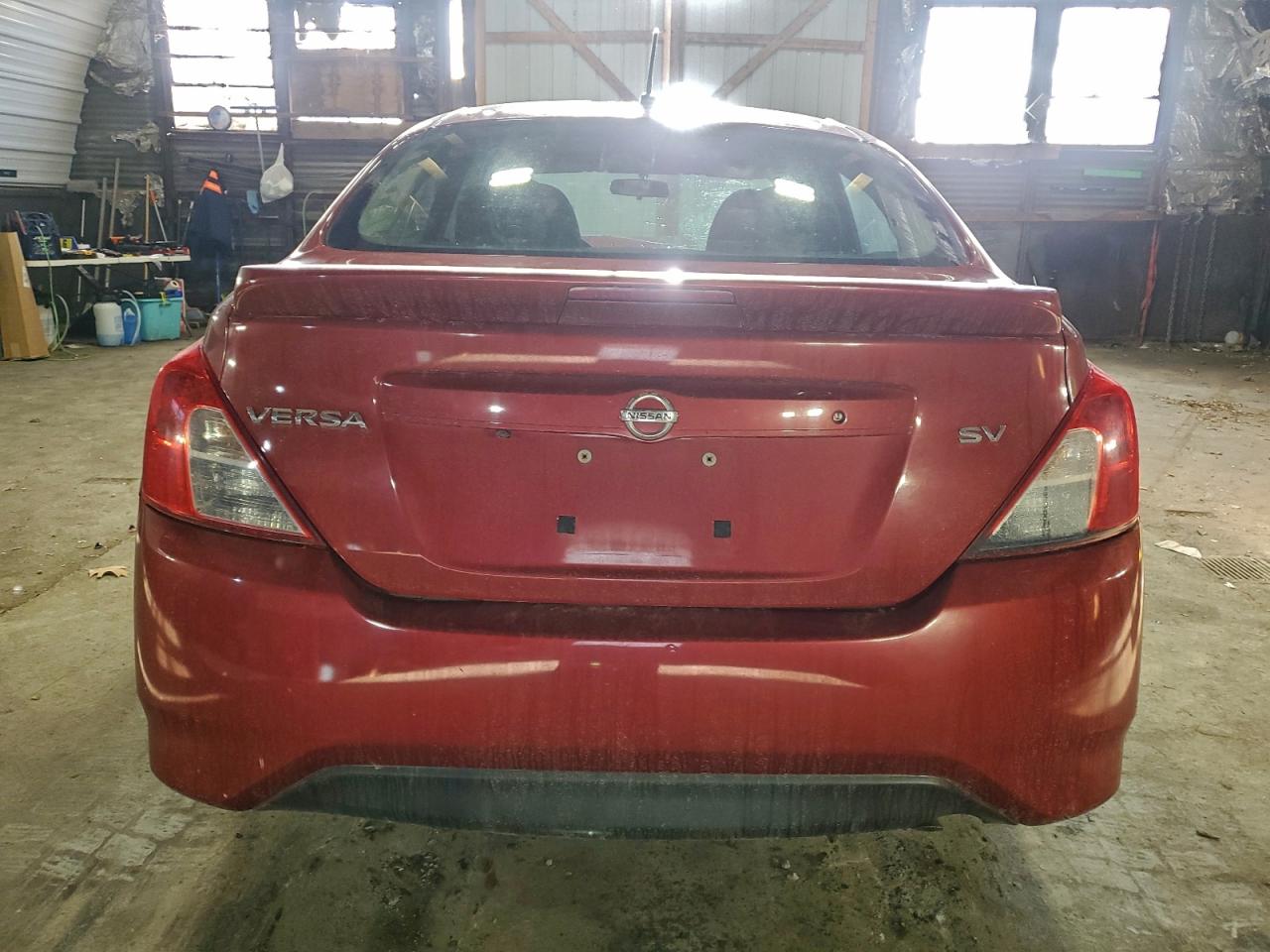 Nissan Versa S Image 8