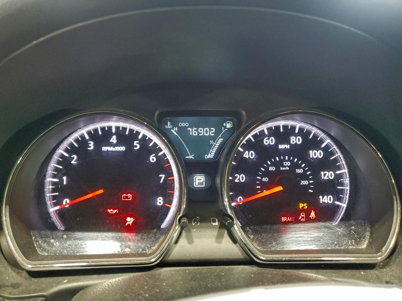 Nissan Versa S Image 6